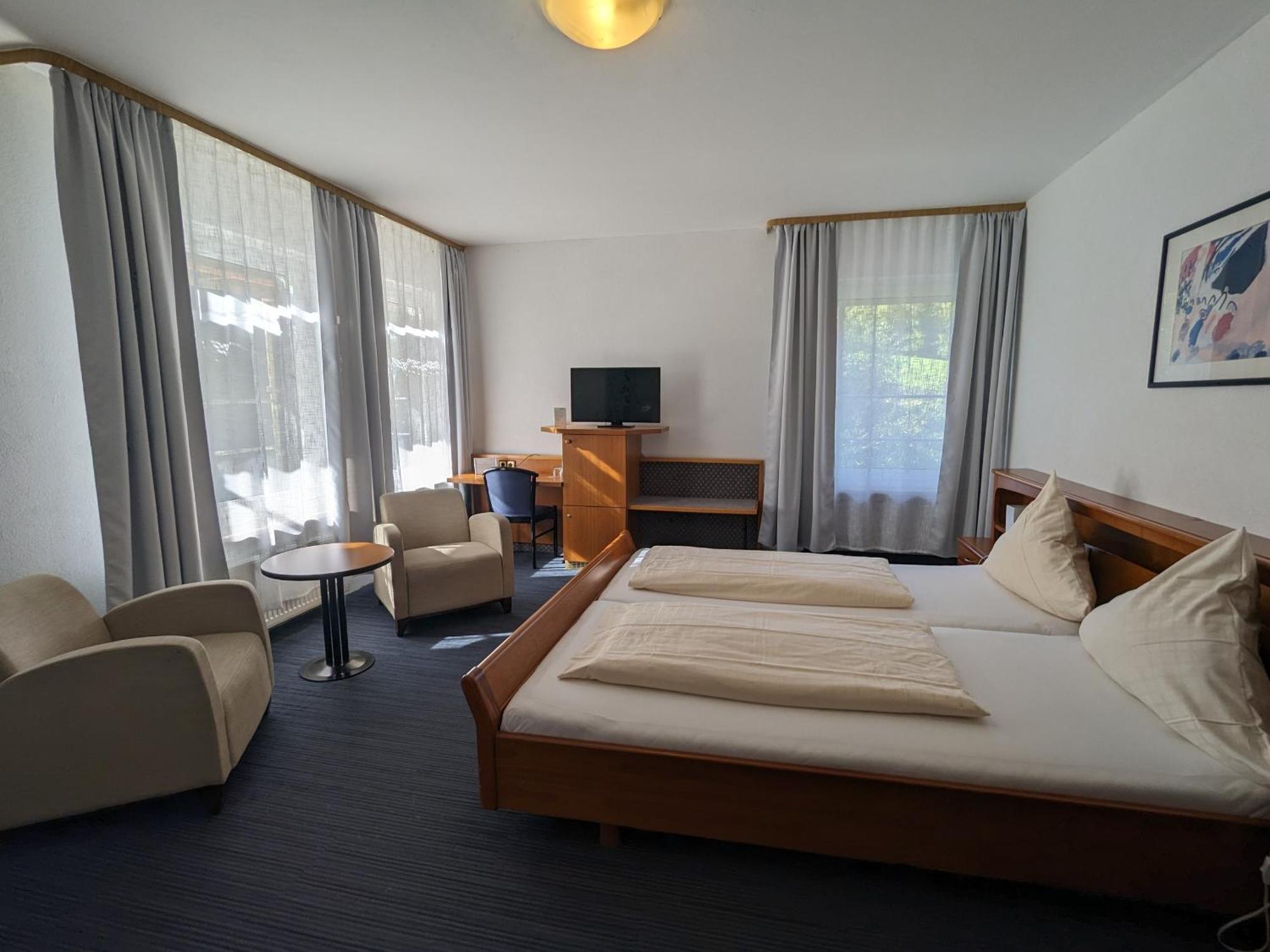 Hotel Berghof Wasserkuppe & Gaestehaus Fuldaquelle Gersfeld Δωμάτιο φωτογραφία