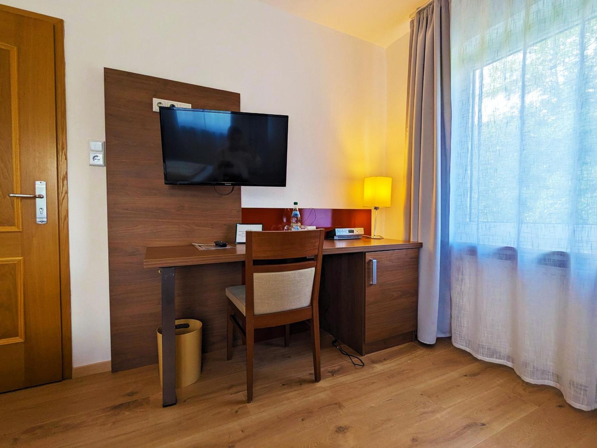 Hotel Berghof Wasserkuppe & Gaestehaus Fuldaquelle Gersfeld Εξωτερικό φωτογραφία