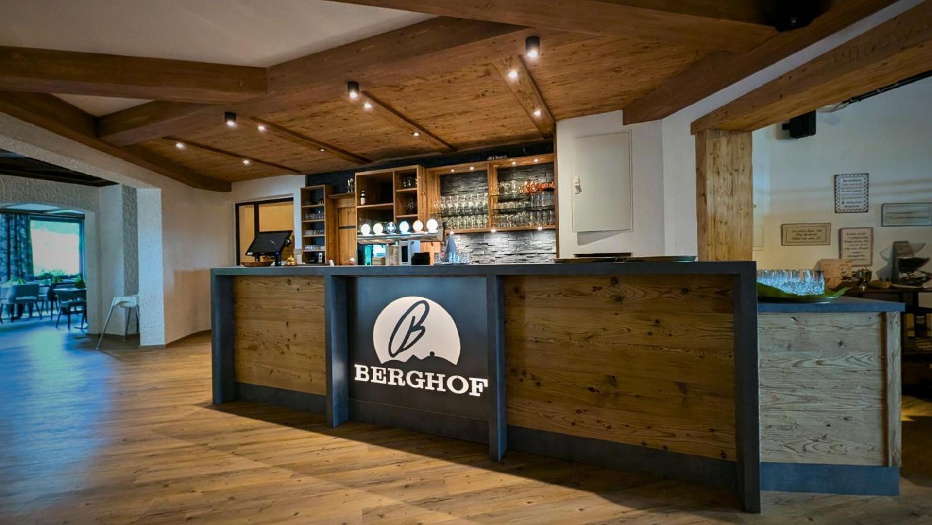 Hotel Berghof Wasserkuppe & Gaestehaus Fuldaquelle Gersfeld Εξωτερικό φωτογραφία