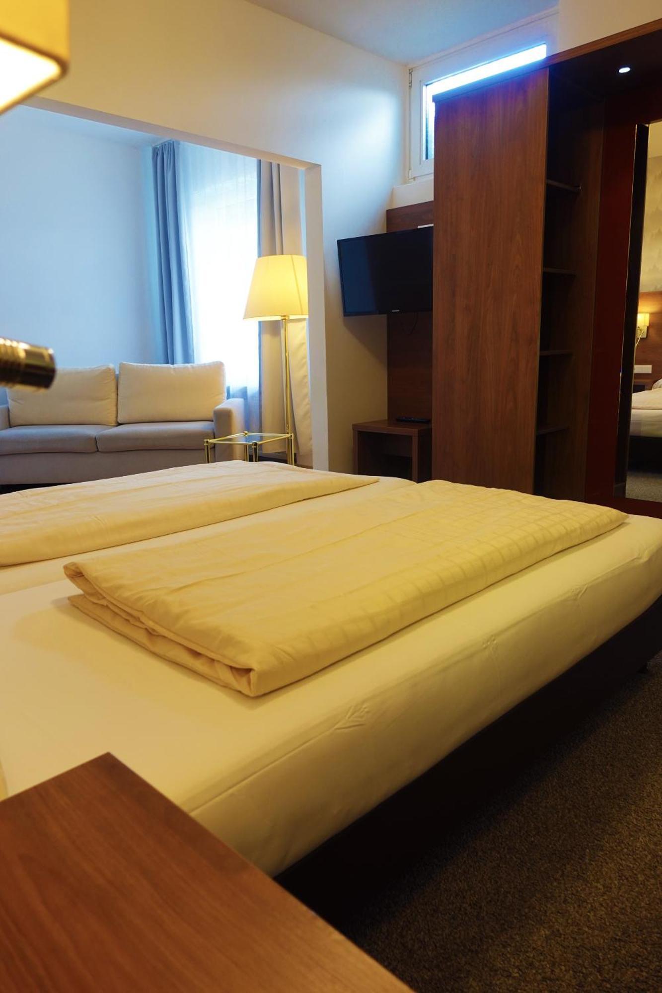Hotel Berghof Wasserkuppe & Gaestehaus Fuldaquelle Gersfeld Δωμάτιο φωτογραφία
