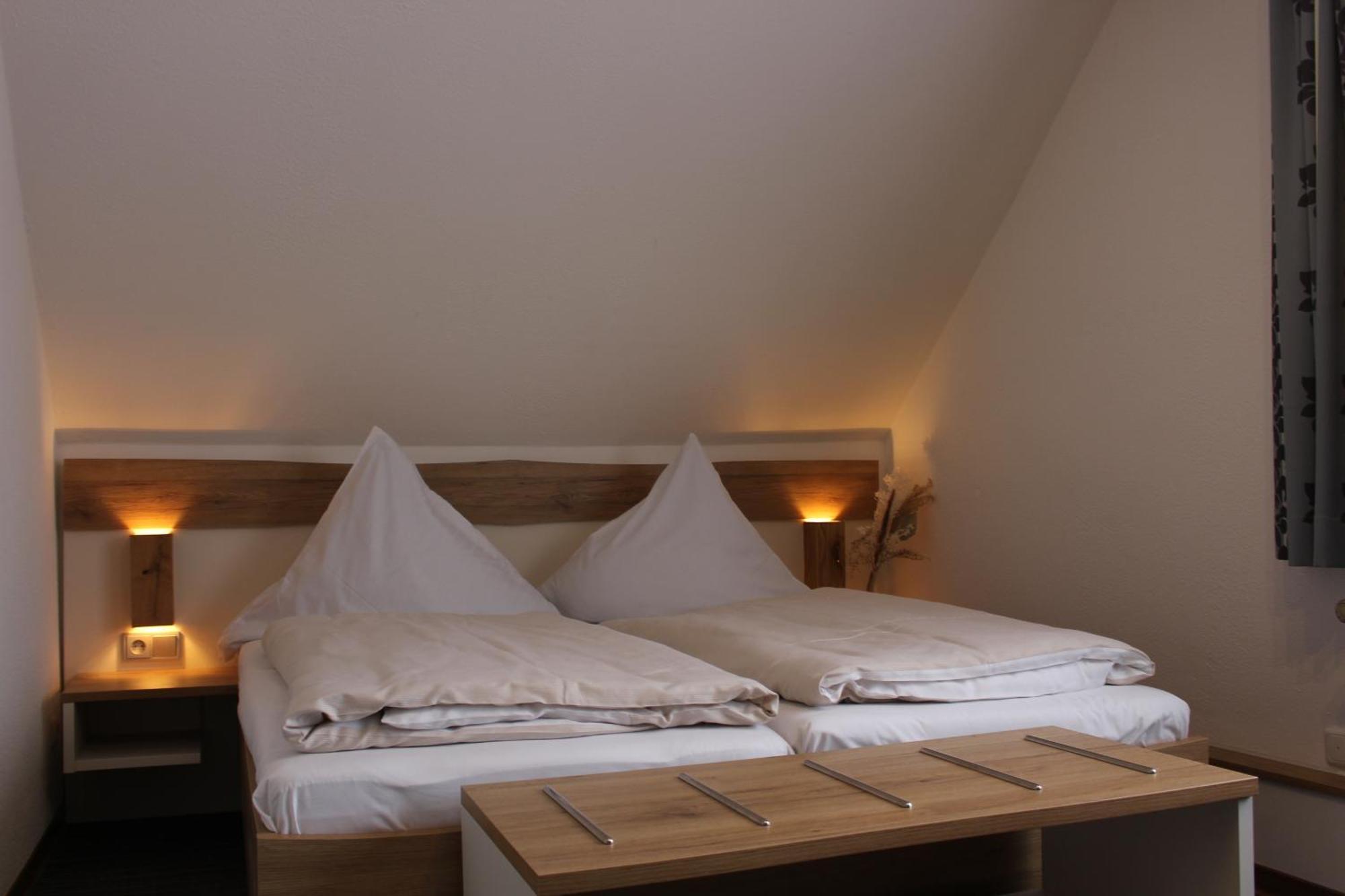 Hotel Berghof Wasserkuppe & Gaestehaus Fuldaquelle Gersfeld Εξωτερικό φωτογραφία