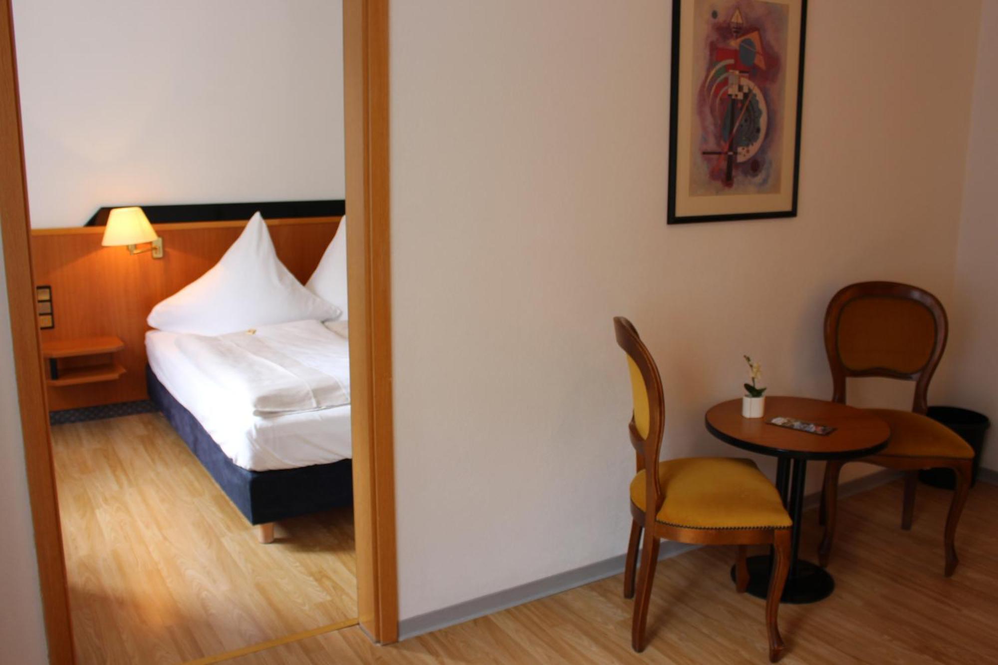 Hotel Berghof Wasserkuppe & Gaestehaus Fuldaquelle Gersfeld Δωμάτιο φωτογραφία