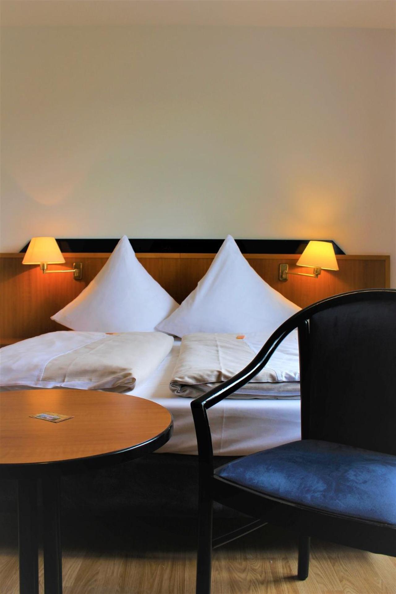 Hotel Berghof Wasserkuppe & Gaestehaus Fuldaquelle Gersfeld Δωμάτιο φωτογραφία